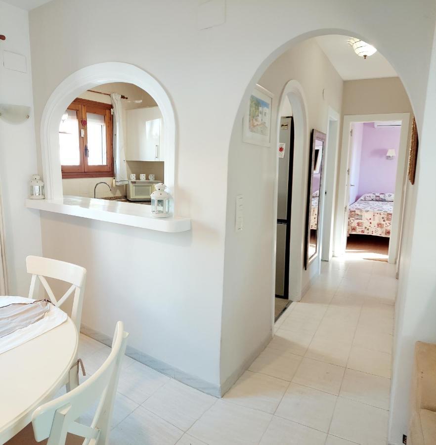 Villa Totalmente Independiente Con Piscina Comunitaria Calpe Exterior photo
