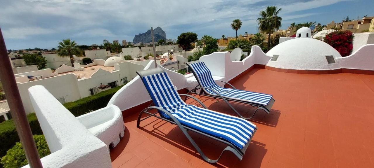 Villa Totalmente Independiente Con Piscina Comunitaria Calpe Exterior photo