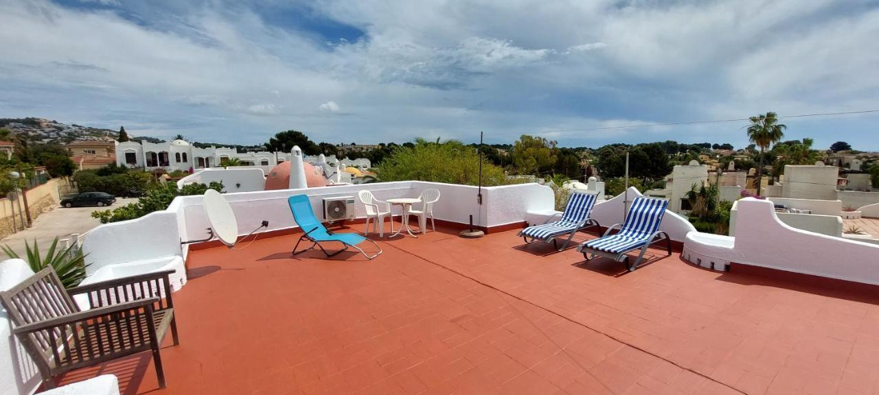 Villa Totalmente Independiente Con Piscina Comunitaria Calpe Exterior photo