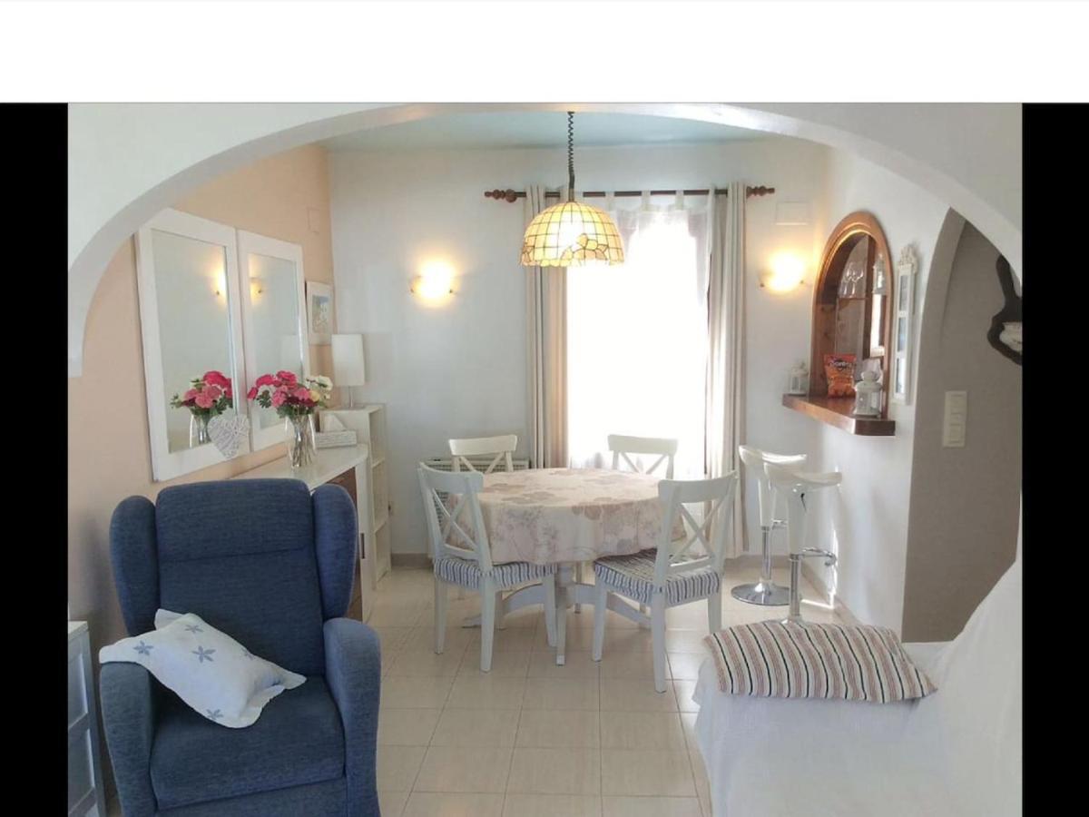 Villa Totalmente Independiente Con Piscina Comunitaria Calpe Exterior photo