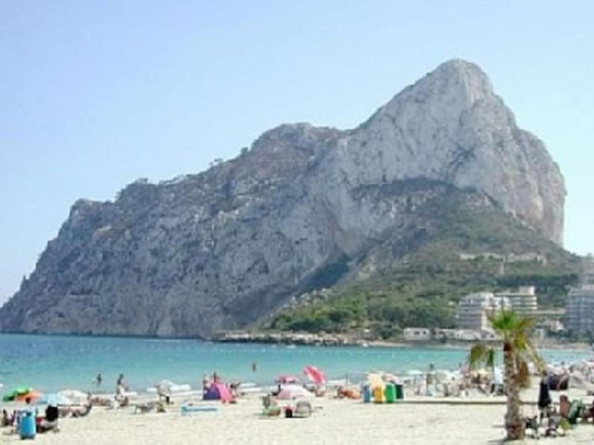Villa Totalmente Independiente Con Piscina Comunitaria Calpe Exterior photo